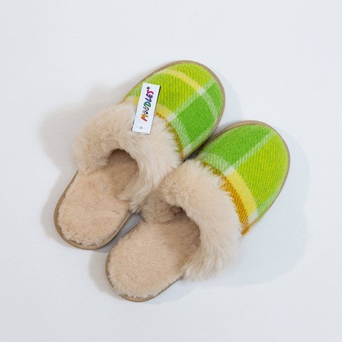 Sheepskin Moodles Blanket Scuffs